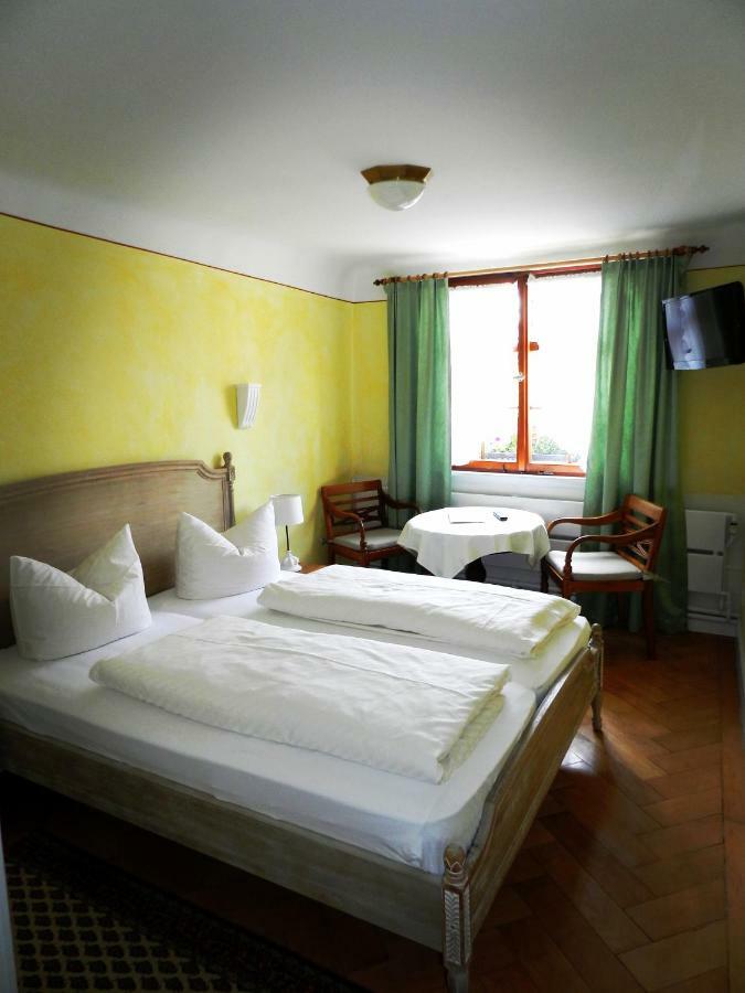 Hotel Loewen-Weinstube Meersburg Exteriör bild